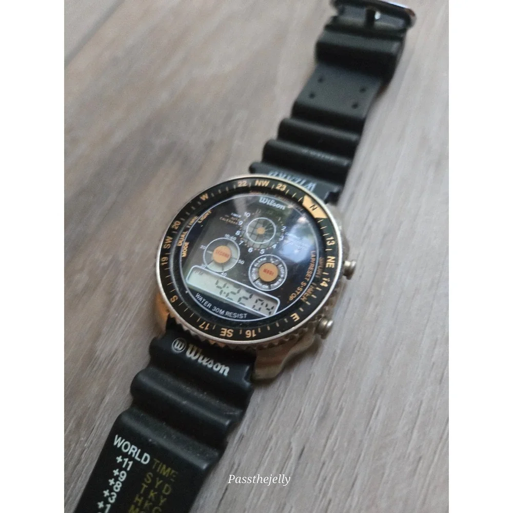 Wilson World Time Digital Watch Mens LCD Travel Sports Y2K Retro Techwear